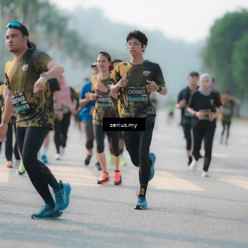 Runner Photo 6421571