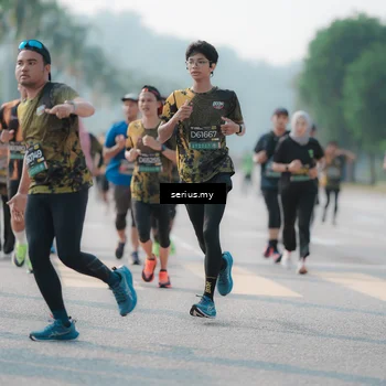 Runner Photo 6421573
