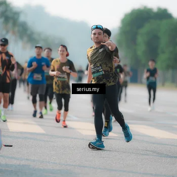 Runner Photo 6421580