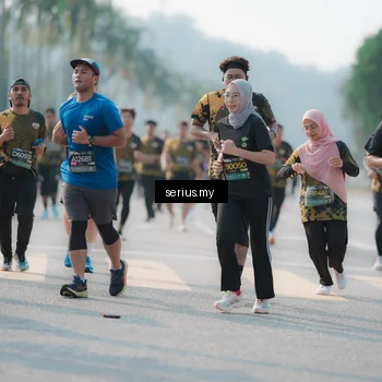 Runner Photo 6421588