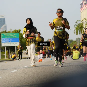 Runner Photo 6421593
