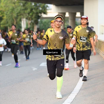 Runner Photo 6421599