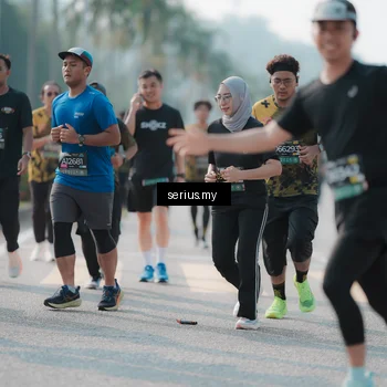 Runner Photo 6421600