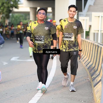 Runner Photo 6421612