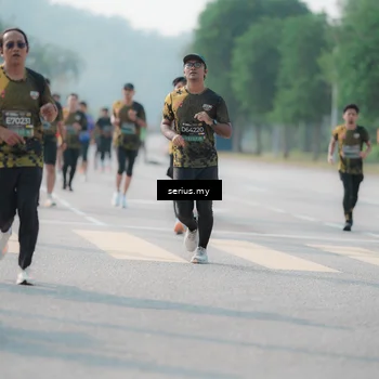 Runner Photo 6421639