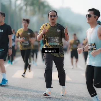 Runner Photo 6421640