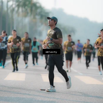 Runner Photo 6421663