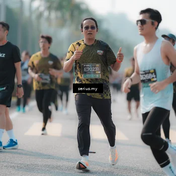 Runner Photo 6421666