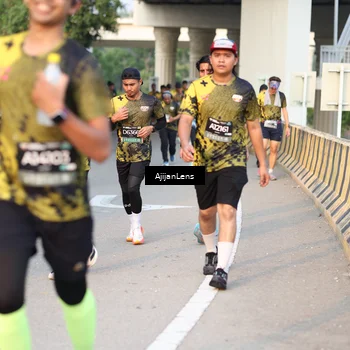 Runner Photo 6421667
