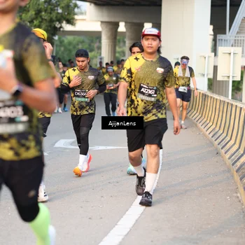 Runner Photo 6421674