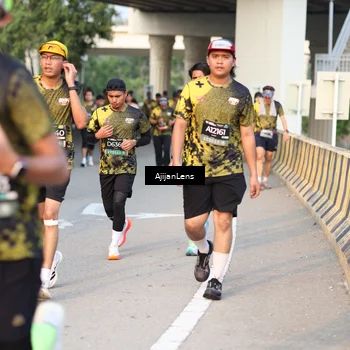 Runner Photo 6421676