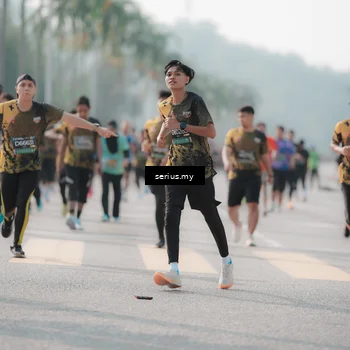Runner Photo 6421690
