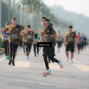 Runner Photo 6421695