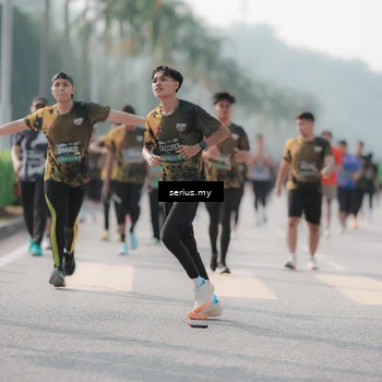 Runner Photo 6421710
