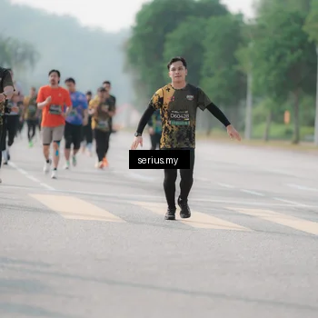 Runner Photo 6421743