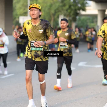 Runner Photo 6421748