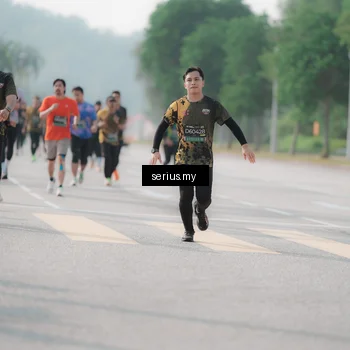 Runner Photo 6421752