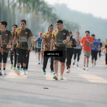 Runner Photo 6421754