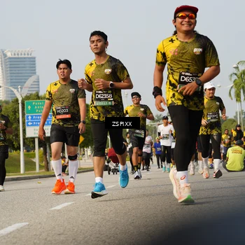 Runner Photo 6421773