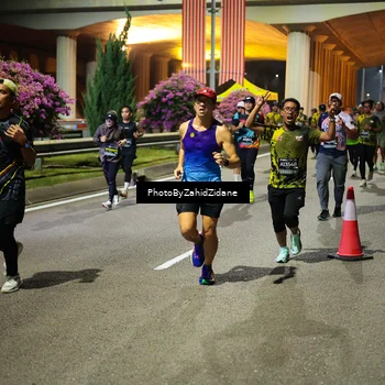 Runner Photo 6421774