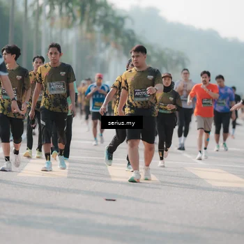 Runner Photo 6421775