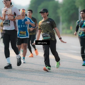 Runner Photo 6421792