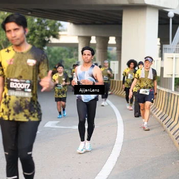Runner Photo 6421801