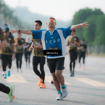 Runner Photo 6421814