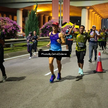 Runner Photo 6421845