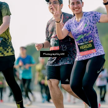 Runner Photo 6421860