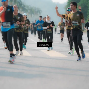 Runner Photo 6421871