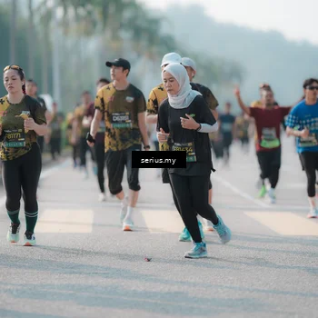 Runner Photo 6421906