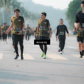 Runner Photo 6421989