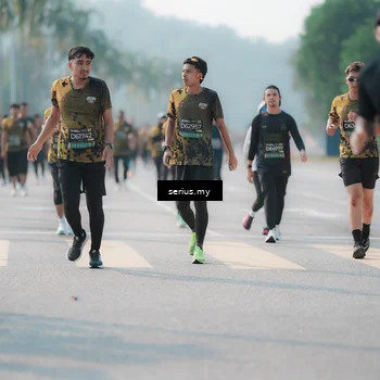 Runner Photo 6421990