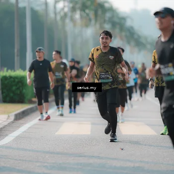 Runner Photo 6421996