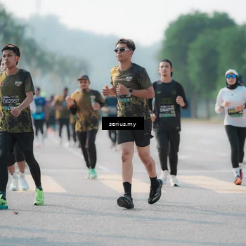 Runner Photo 6422025