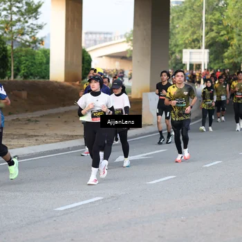 Runner Photo 6422028