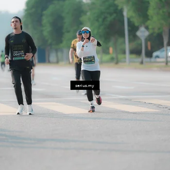 Runner Photo 6422033