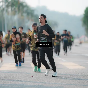 Runner Photo 6422047