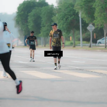 Runner Photo 6422055