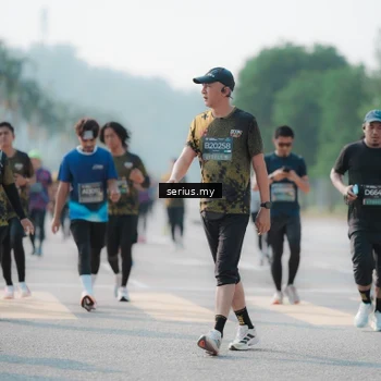 Runner Photo 6422083