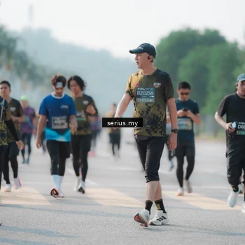 Runner Photo 6422084