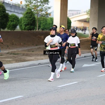 Runner Photo 6422087