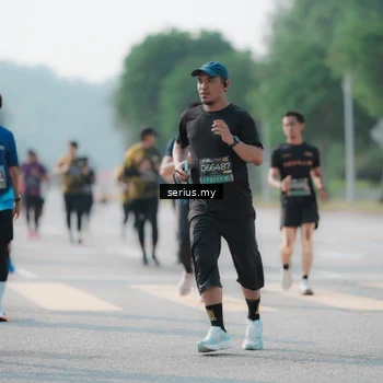 Runner Photo 6422097