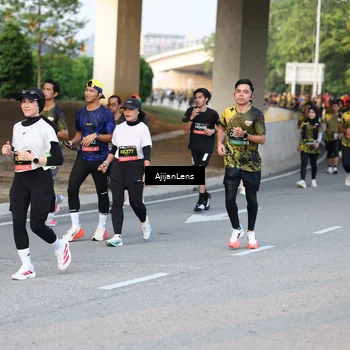 Runner Photo 6422125