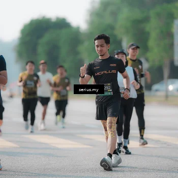 Runner Photo 6422147