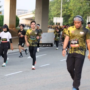 Runner Photo 6422167