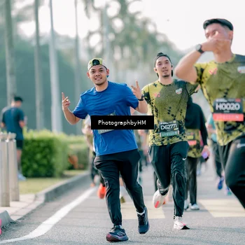 Runner Photo 6422235