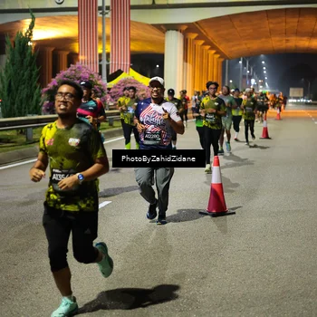 Runner Photo 6422274