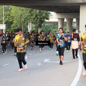 Runner Photo 6422290